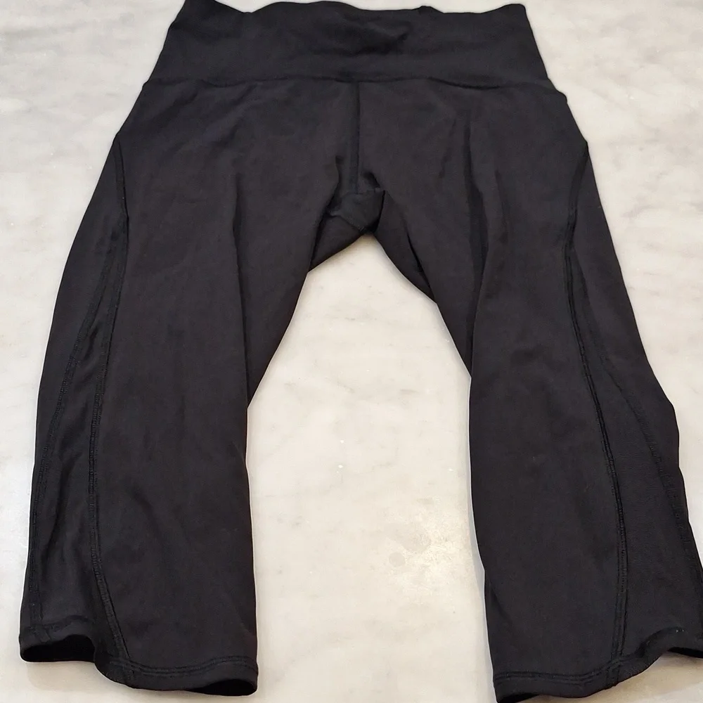 Lululemon Black Cropped Sheer Side Leg‎ Panel Midrise Leggings Sz 8 Yoga Walking